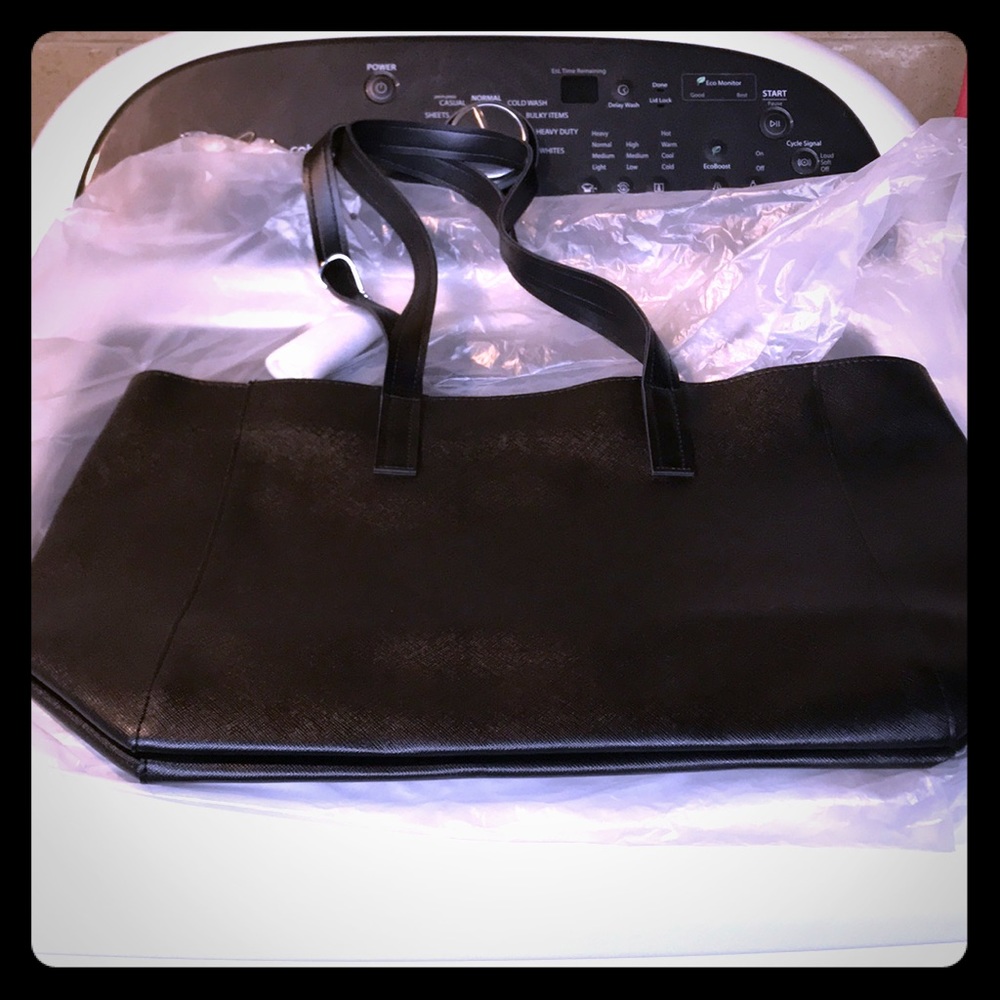 Black vinyl tote